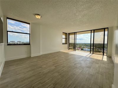 APH2 - 1470 Ne 123rd St, Condo with 2 bedrooms, 2 bathrooms and null parking in North Miami FL | Image 2