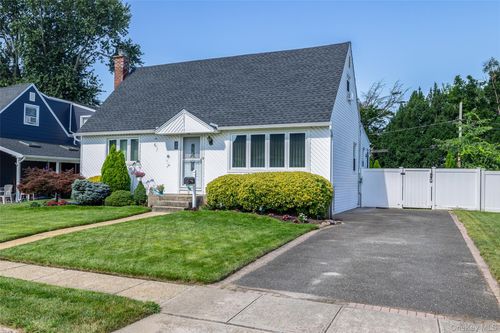 474 Kell Pl, Seaford, NY, 11783-1113 | Card Image