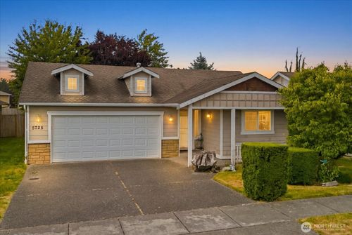 5725 121st Pl Ne, Marysville, WA, 98271-6254 | Card Image