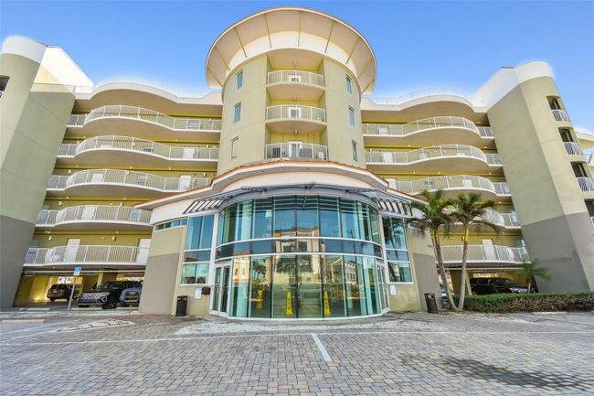 404 - 11605 Gulf Blvd, Condo with 2 bedrooms, 2 bathrooms and null parking in TREASURE ISLAND FL | Image 5