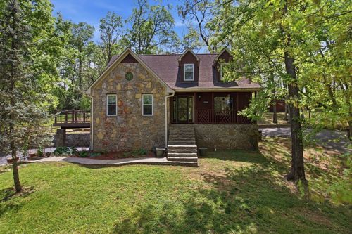 2105 Alpine Dr, Columbia, TN, 38401-5164 | Card Image