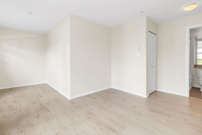 213 - 3148 St Johns St, Condo with 2 bedrooms, 2 bathrooms and 2 parking in Port Moody BC | Image 13