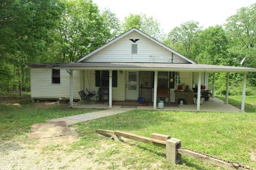 138 Elsie Ln, Mount Vernon, KY, 40456-7917 | Card Image