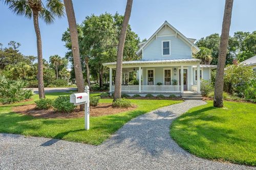 19 11th St, Apalachicola, FL, 32320-2001 | Card Image