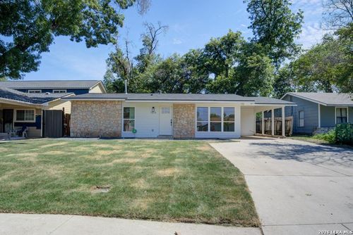 1514 Arroya Vista Dr, San Antonio, TX, 78213-3830 | Card Image