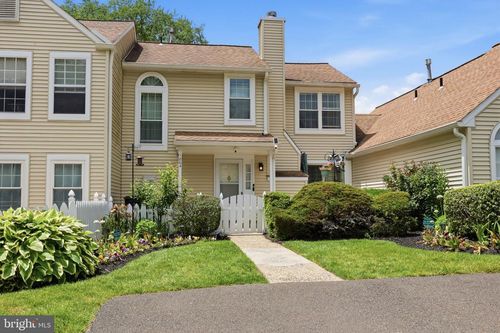 1804 Morris Cir, SOUTHAMPTON, PA, 18966-4037 | Card Image