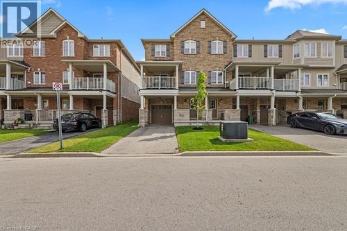 14 Hiscott Drive Drive, Waterdown, ON, L8B0A2 | Card Image