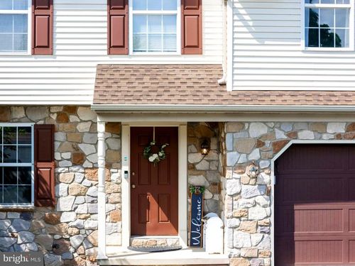 13 Carriage Dr, Mountville, PA, 17554-1726 | Card Image