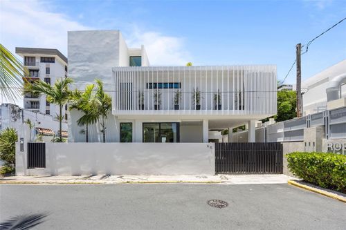 66 Placid Court, San Juan, PR, 00907 | Card Image