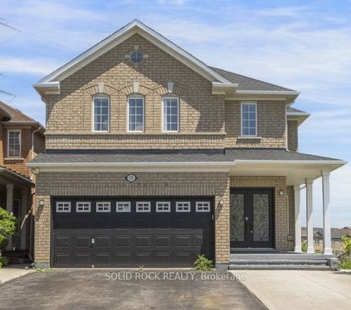 15 Roundstone Dr, Brampton, ON, L6X0K7 | Card Image