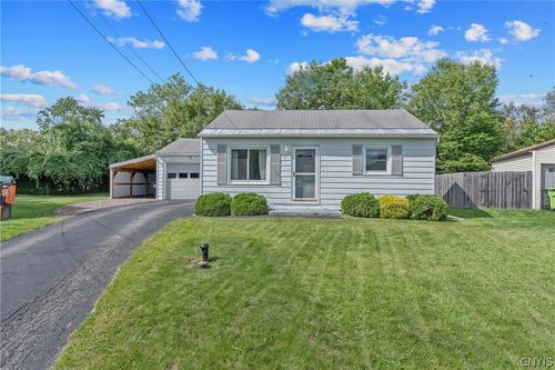 101 Frederick Dr, Liverpool, NY, 13088-6251 | Card Image