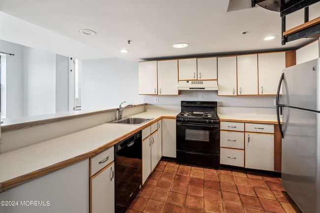 501 - 1115 Willow Ave, Condo with 3 bedrooms, 3 bathrooms and null parking in Hoboken NJ | Image 15