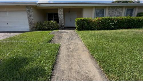 16628 Golfview Dr, Weston, FL, 33326-1812 | Card Image
