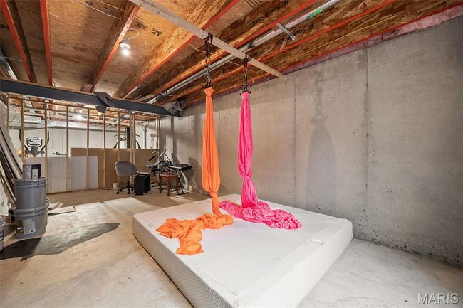 View of unfinished basement | Image 32