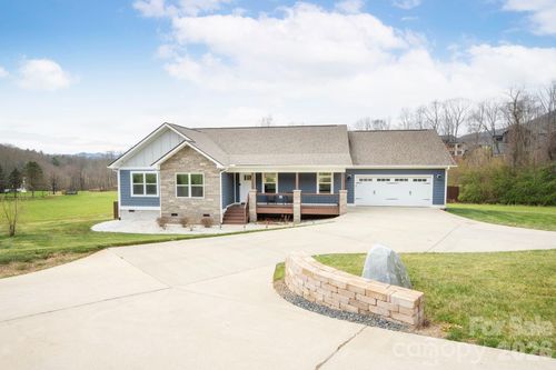 311 Hookers Gap Rd, Candler, NC, 28715-9413 | Card Image