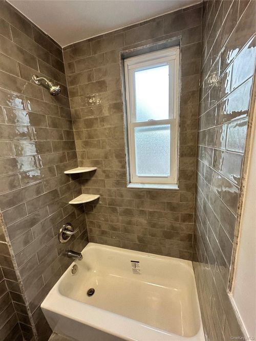 3d-18 N Bond St, Mount Vernon, NY, 10550-2571 | Card Image
