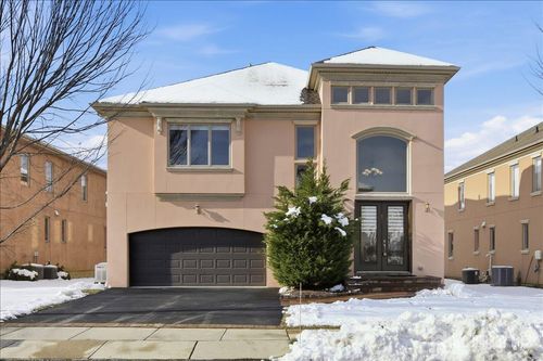 86 Davinci Dr, Monmouth Junction, NJ, 08852-3502 | Card Image