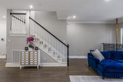 2707 Gaston Avenue, Dallas, TX, 75226 | Card Image