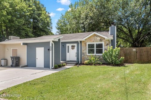 7524 Chatham Cir, Knoxville, TN, 37909-1705 | Card Image