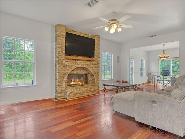 2155 Tomato Farm Rd, House other with 3 bedrooms, 3 bathrooms and null parking in Mims FL | Image 10