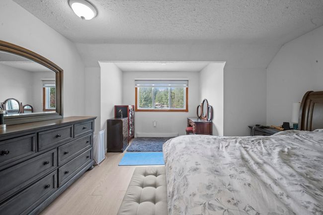 25412 58 Ave, House other with 6 bedrooms, 4 bathrooms and 20 parking in Aldergrove BC | Image 22