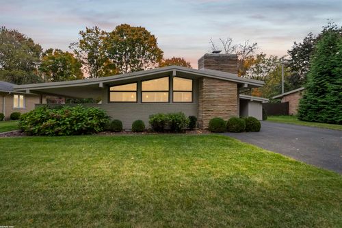 38482 Riverside Dr, Clinton Township, MI, 48036-2848 | Card Image