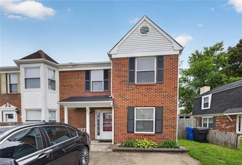 5215 Westhaven Cres, Virginia Beach, VA, 23464-8437 | Card Image