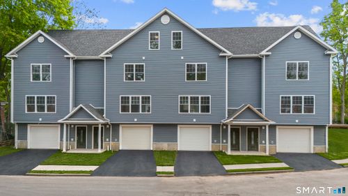 15 Colby Ct, New Haven, CT, 06515-1836 | Card Image