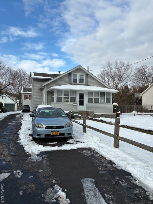 19 Sheridan Ave, Sloatsburg, NY, 10974-1200 | Card Image