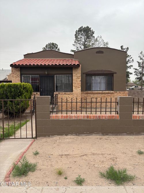 308 Fabens Rd, Fabens, TX, 79838 | Card Image