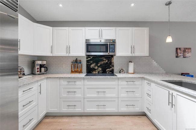 37 - 7586 Tetayut Rd, House other with 3 bedrooms, 2 bathrooms and 4 parking in Central Saanich BC | Image 8