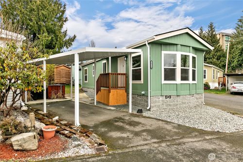 384-18320 35th Pl S, SeaTac, WA, 98188-4985 | Card Image