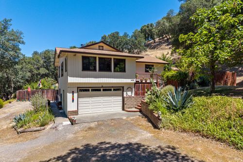 1400 Hulda Dr, Ukiah, CA, 95482-3540 | Card Image