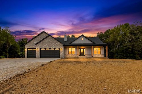 115 Hickory Heits Ct, Moscow Mills, MO, 63362-4402 | Card Image