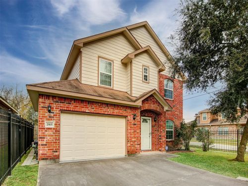 2915 Paige St, Houston, TX, 77004-1659 | Card Image
