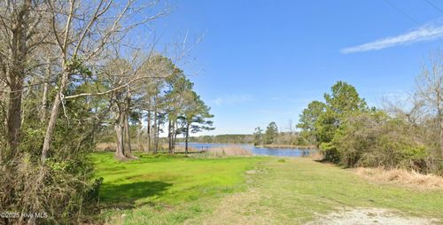 458 Swan Point Rd, Bayboro, NC, 28515-9483 | Card Image