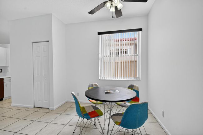 9675 Crescent View Dr N, Condo with 3 bedrooms, 2 bathrooms and null parking in Boynton Beach FL | Image 9