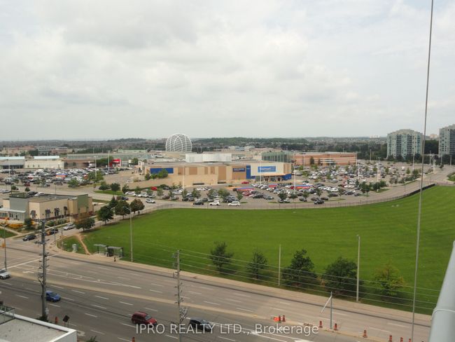 803 - 2520 Eglinton Ave W, Condo with 3 bedrooms, 2 bathrooms and null parking in Mississauga ON | Image 24