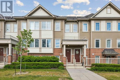 125-2500 Hill Rise Crt, Oshawa, ON, L1L0M6 | Card Image