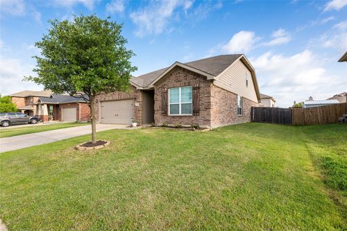 1627 Kawati Way, Krum, TX, 76249-7562 | Card Image
