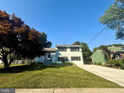 1335 Greenleaf Rd, WILMINGTON, DE, 19805-1318 | Card Image