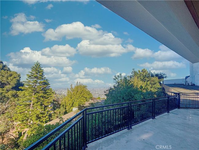 8280 Grand View Dr, House other with 3 bedrooms, 4 bathrooms and 2 parking in LOS ANGELES CA | Image 48