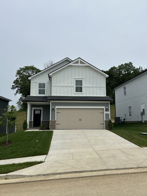 1761 Flora Grv, Hermitage, TN, 37076-2482 | Card Image