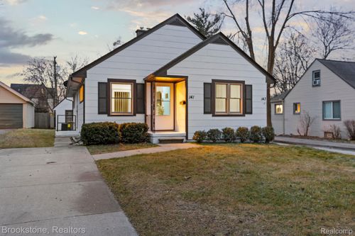 141 Ferndale Ave, Rochester, MI, 48307-1103 | Card Image