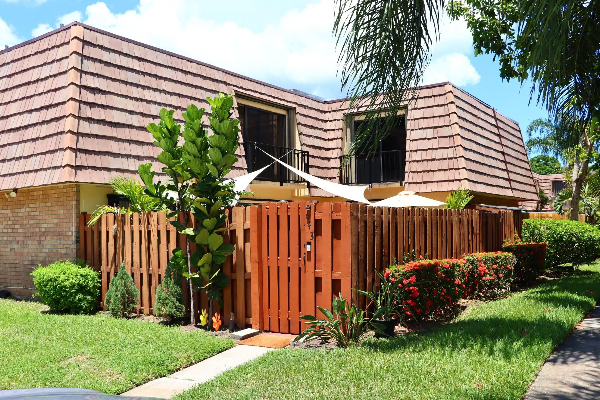 Springdale Cir, Palm Springs, FL 33461