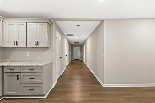 4210 Rockbridge Rd, Stone Mountain, GA, 30083-7300 | Card Image