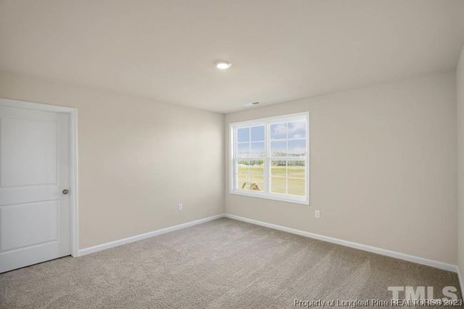 Guest Bedroom | Image 11