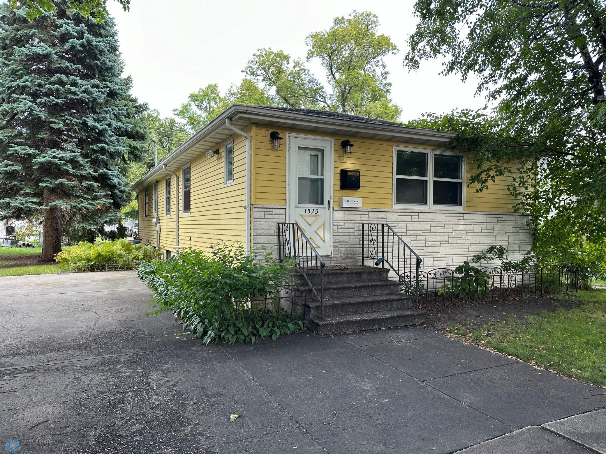 8th St, Fargo, ND 58102 #1