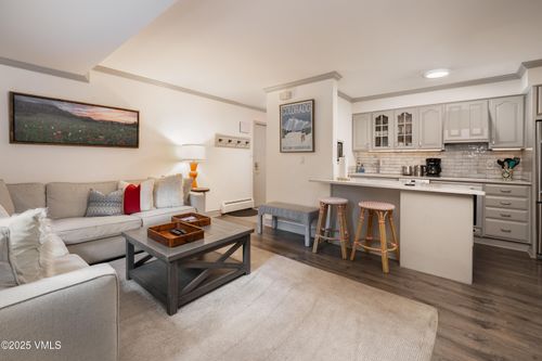 b1b-434 Gore Creek Dr, Vail, CO, 81657-4562 | Card Image