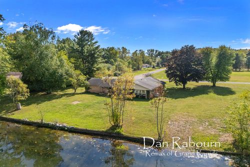 3261 River Ln, Hastings, MI, 49058-9149 | Card Image
